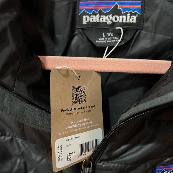 Patagonia Black nano puff Vest. Size large. NWTS - Picture 2 of 2